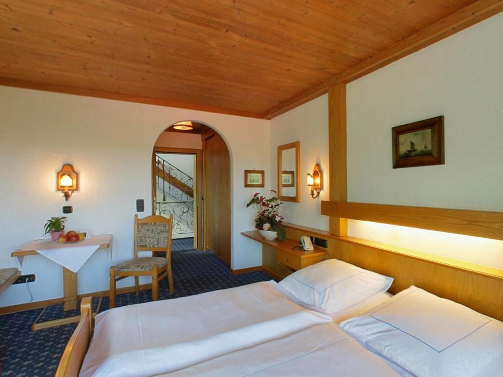 Hotel Alpina Hagnau Pokój zdjęcie