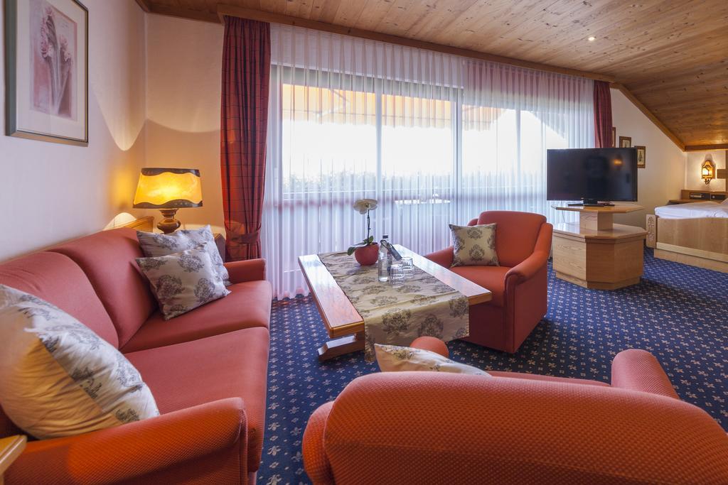 Hotel Alpina Hagnau Zewnętrze zdjęcie